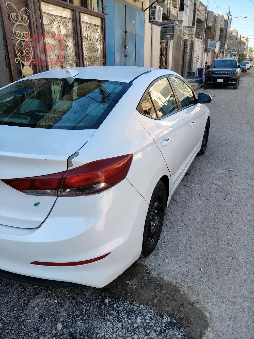 هيونداي النترا